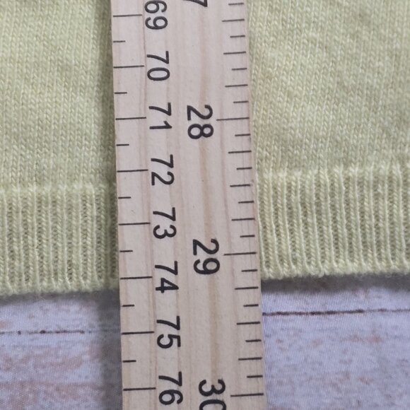 Hardenglen Womens V-Neck Cashmere Sweater Small Pale Yellow Made In Scotland - Picture 7 of 7